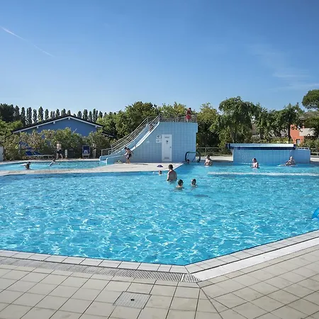 ホリデーパーク Villaggio San Francesco ドゥナ・ヴェルデ