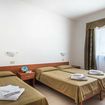 Villaggio San Francesco دونا فيردي